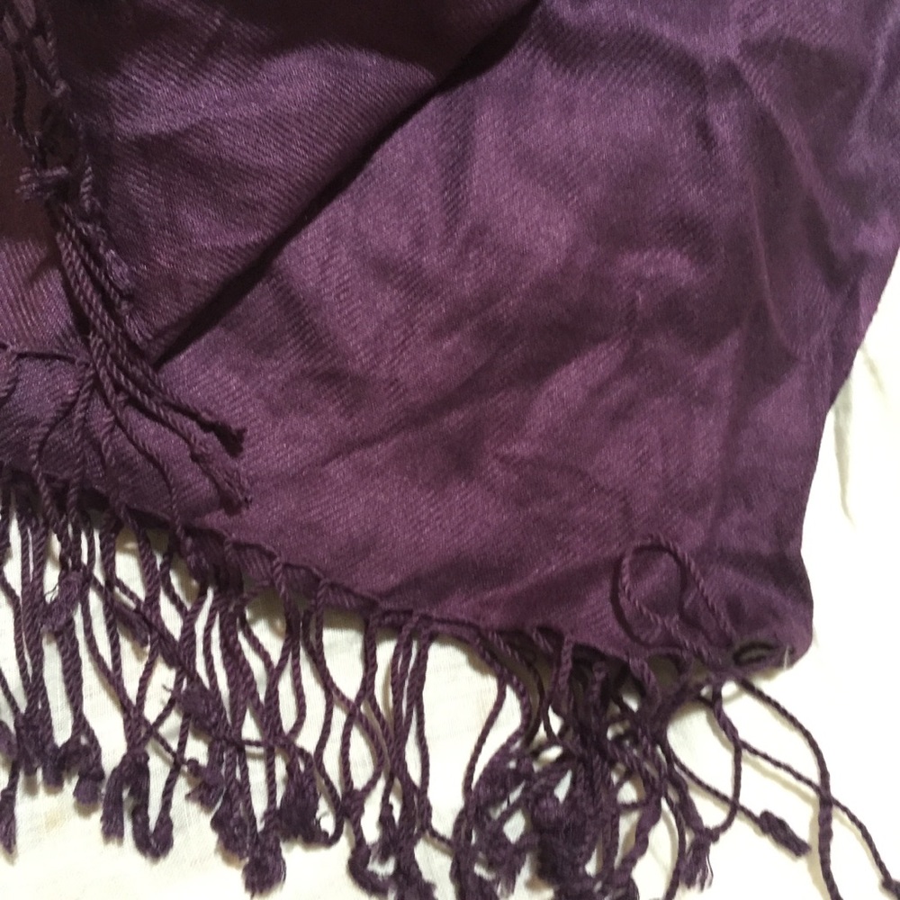 Elegant Deep Purple Scarf - Picture 8 of 8